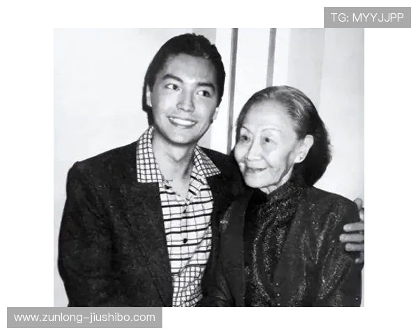 揭秘尊龙人生中那些令我们感动的博客文章 揭秘尊龙人生中那些令我们感动的博客文章